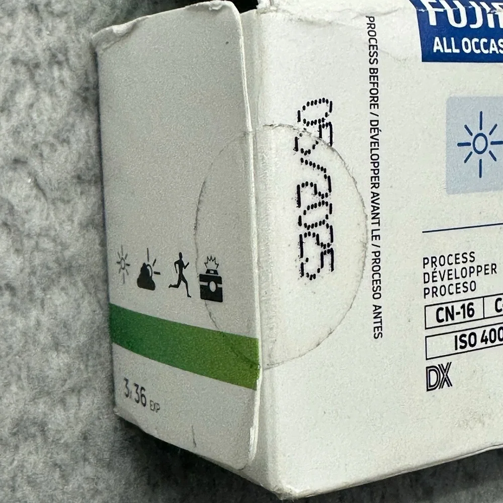 NISP FUJIFILM 400 ISO 35mm Film 3x 36 EXP All Occasions Color Print Film 05/2025